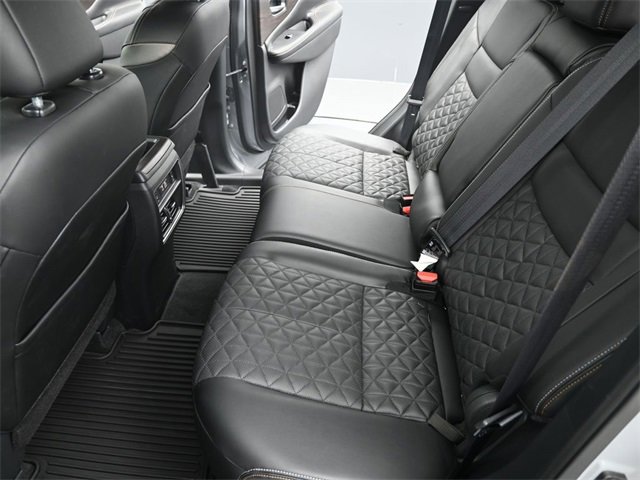 Used 2024 Nissan Murano Platinum w/ Cargo Package image 22