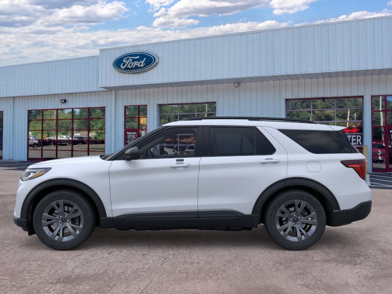 New 2026 Ford Explorer Active w/ Active Comfort Package AWD/4WD image 3