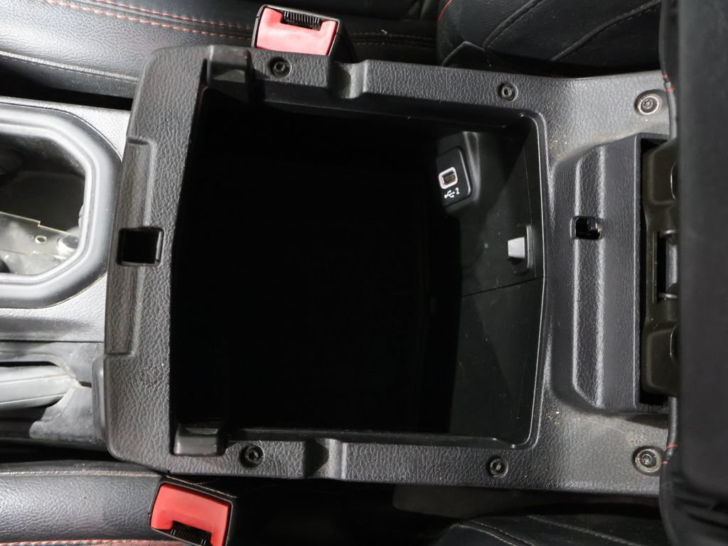 Used 2018 Jeep Wrangler Rubicon AWD/4WD image 29