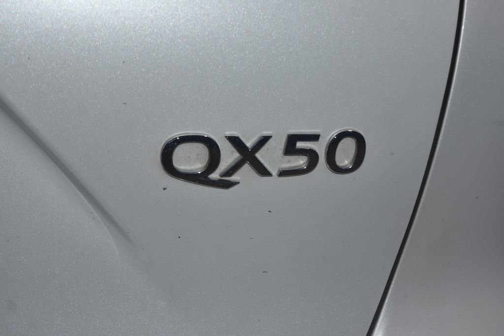 Used 2023 INFINITI QX50 Luxe FWD image 30