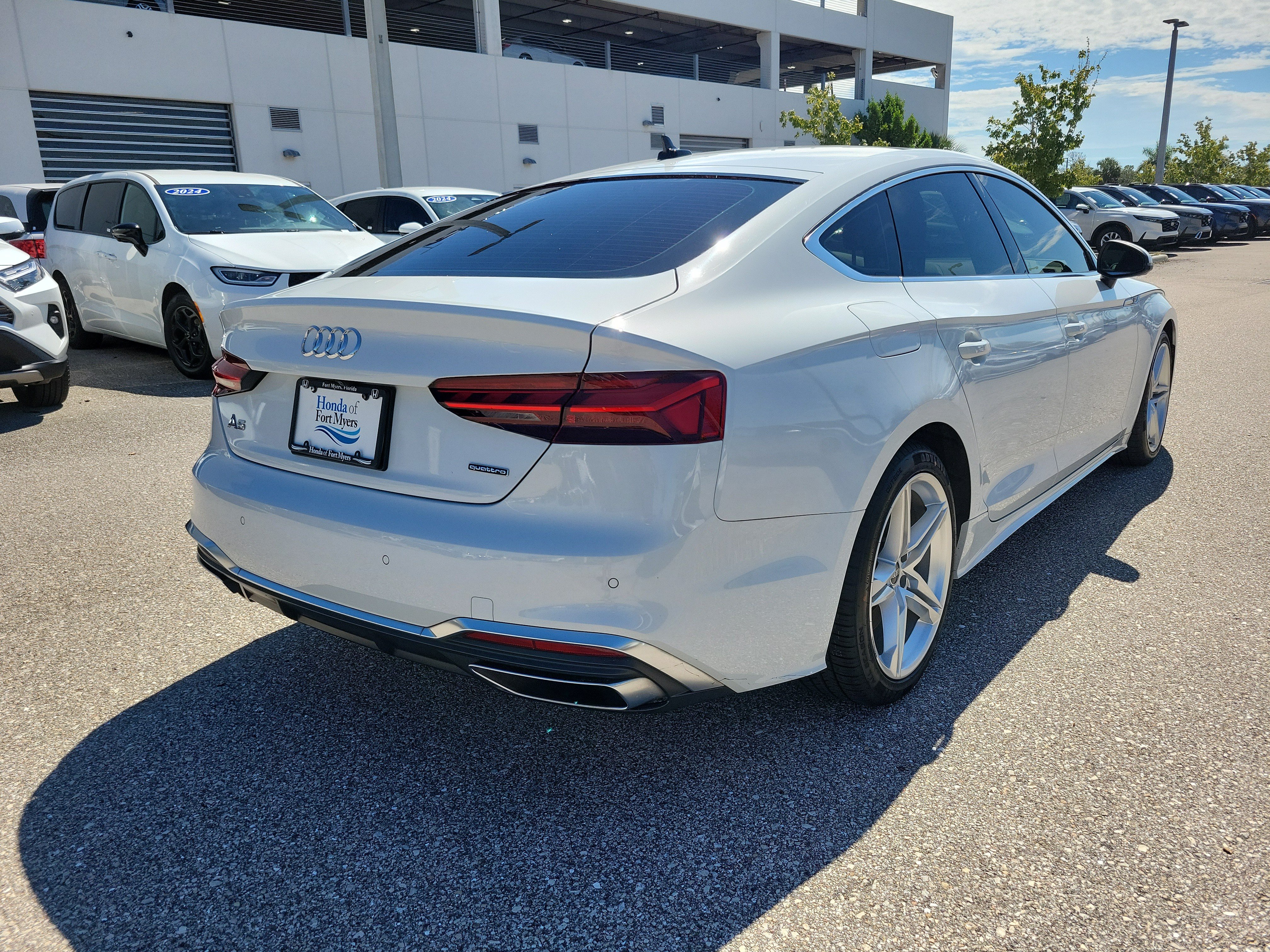 Used 2022 Audi A5 2.0T Premium Plus w/ Premium Plus AWD/4WD image 6