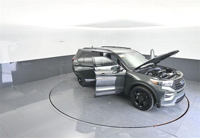 Used 2023 Ford Explorer ST-Line w/ Class IV Trailer Tow Package image 39