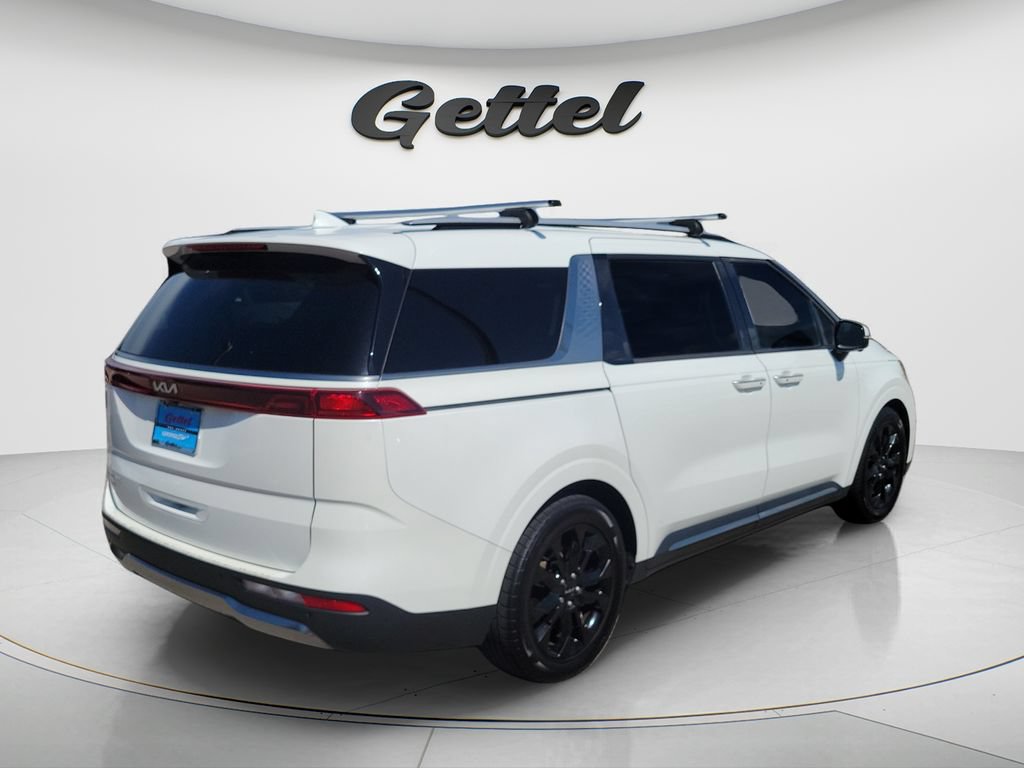 Used 2023 Kia Carnival SX FWD image 5