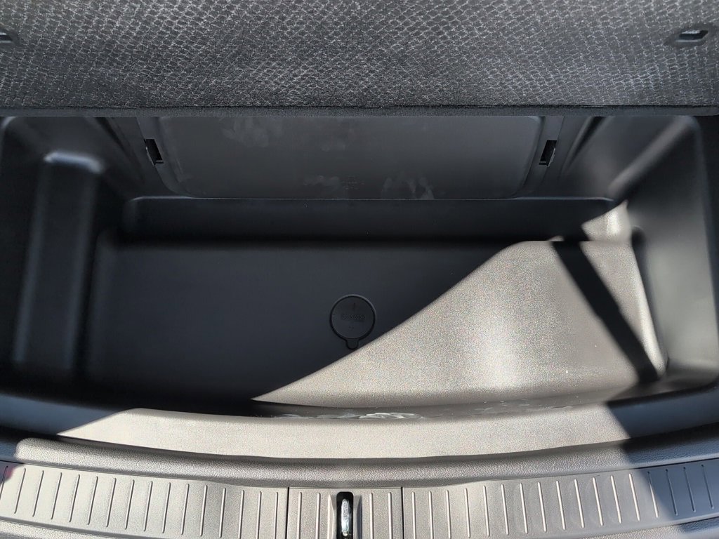 New 2025 Jeep Grand Cherokee L Altitude image 15