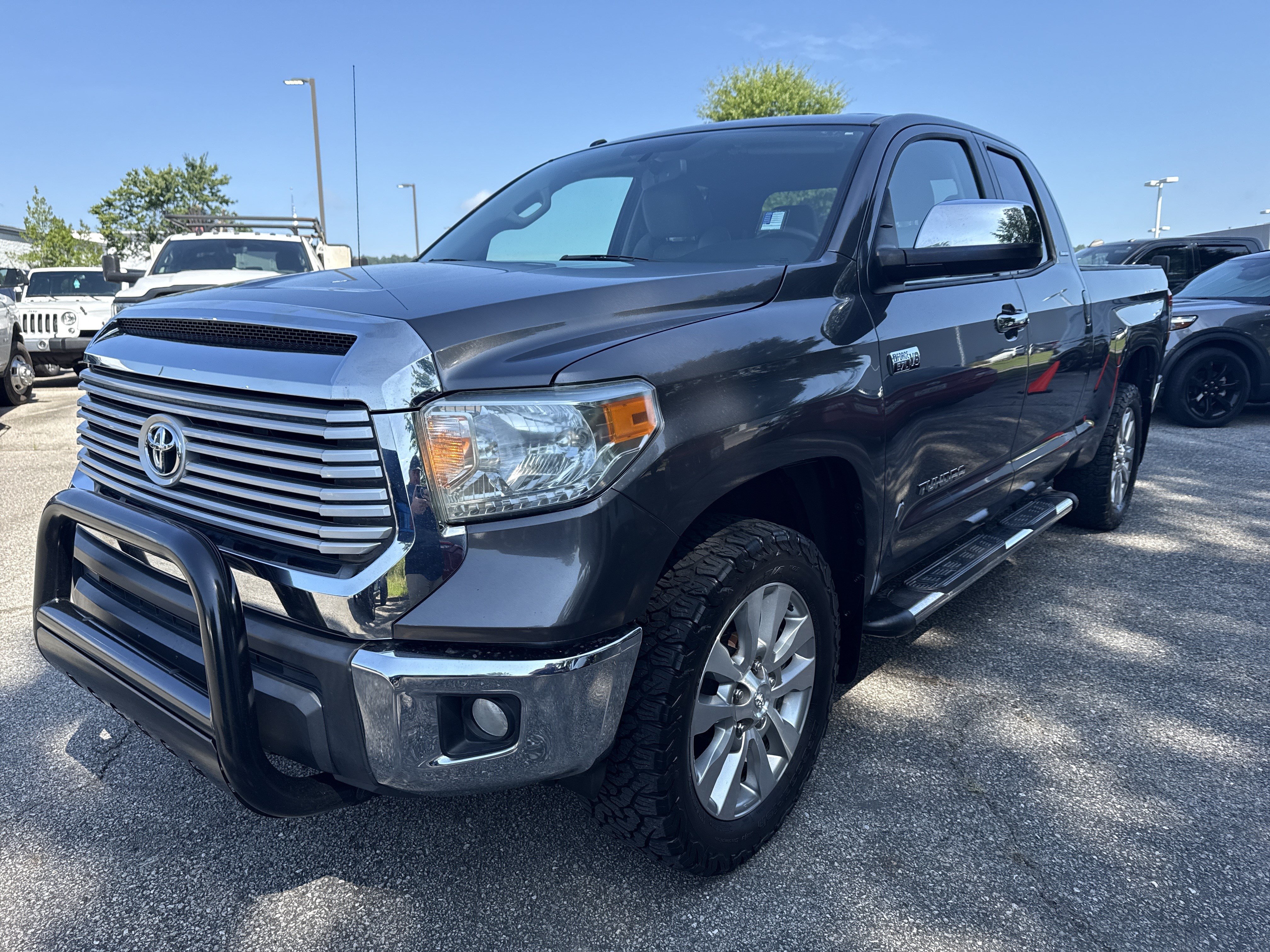 Used 2014 Toyota Tundra Limited AWD/4WD image 3