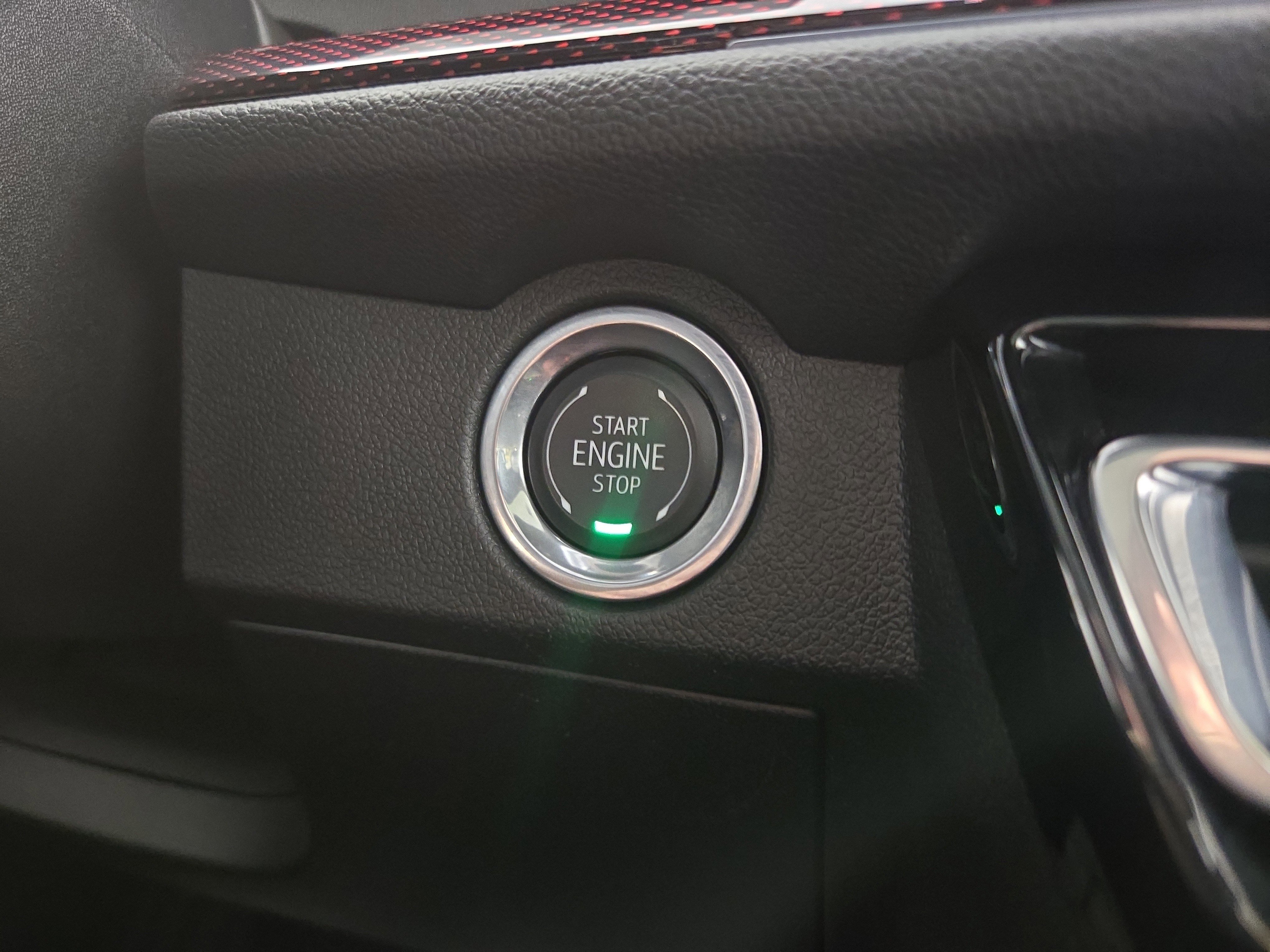 Certified 2025 Chevrolet Traverse RS w/ LPO, Floor Liner Package AWD/4WD image 27