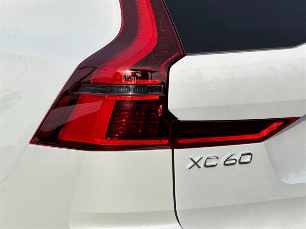 New 2026 Volvo XC60 T8 Plus w/ Protection Package Premier image 26