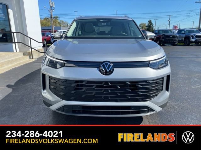 New 2025 Volkswagen Tiguan SE image 7