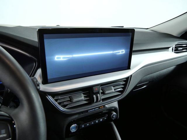 Certified 2023 Ford Escape Platinum w/ Premium Technology Package AWD/4WD image 18