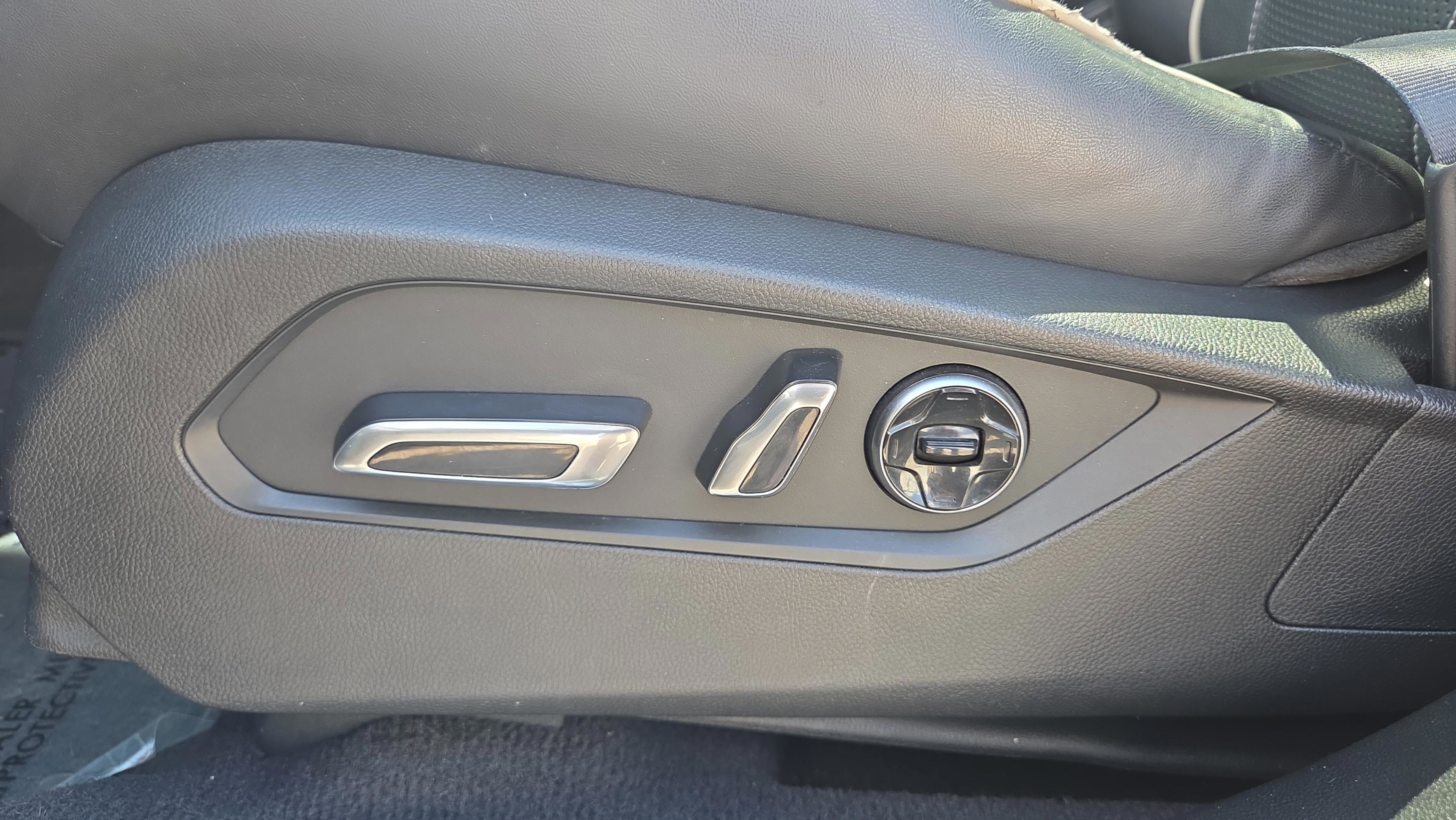 Certified 2019 Acura RDX AWD w/ Advance Package image 10