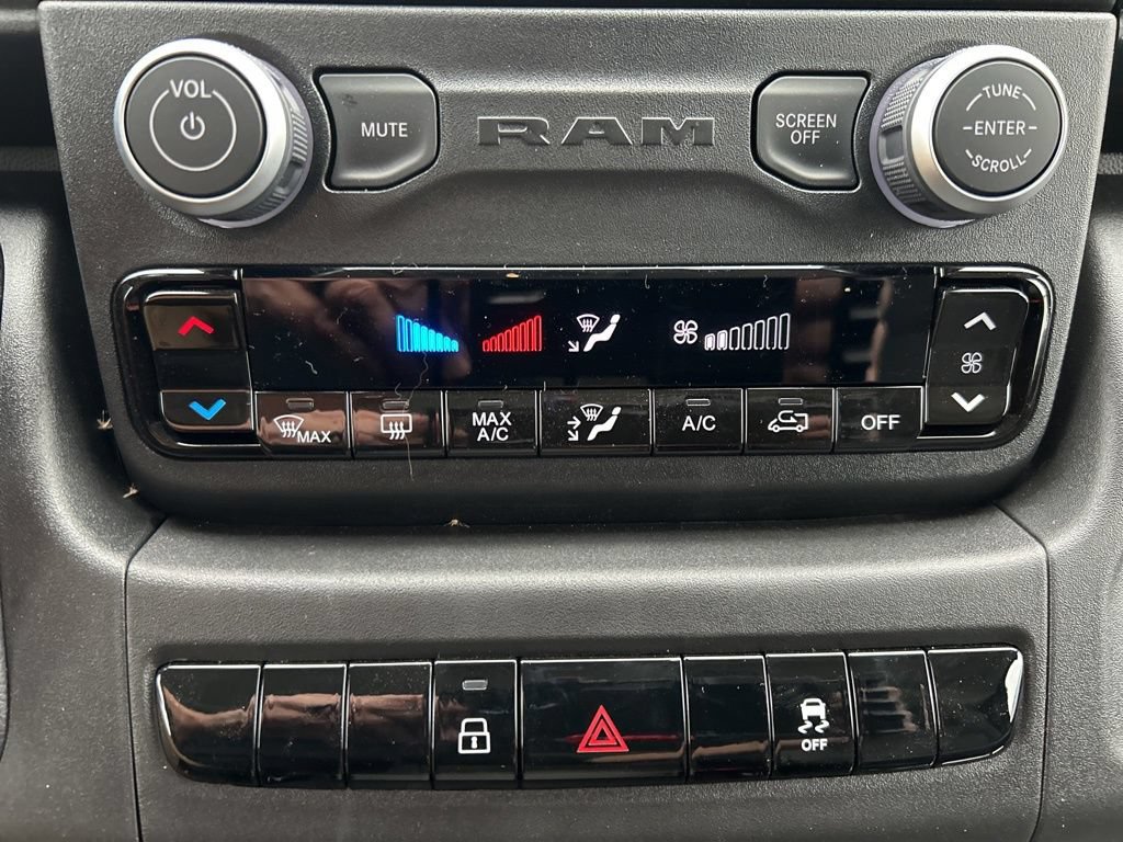 New 2026 RAM ProMaster 2500 w/ Convenience Group FWD image 26