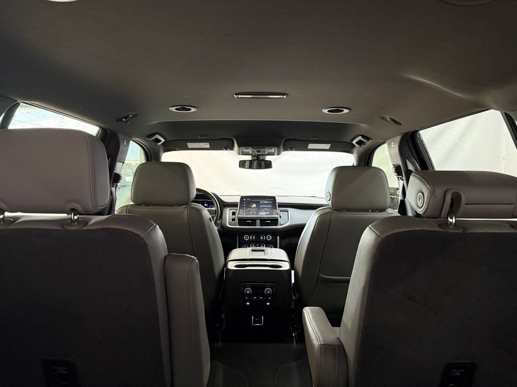 Used 2022 Chevrolet Tahoe LT w/ Luxury Package RWD image 20