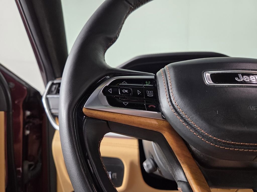 Certified 2024 Jeep Grand Cherokee Summit image 20