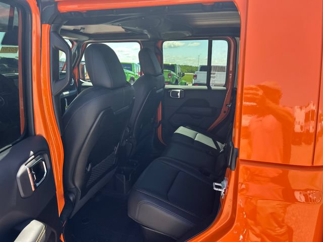 New 2025 Jeep Gladiator Sport w/ Premium Package AWD/4WD image 36