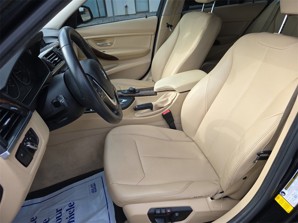 Used 2015 BMW 328i Sedan image 12