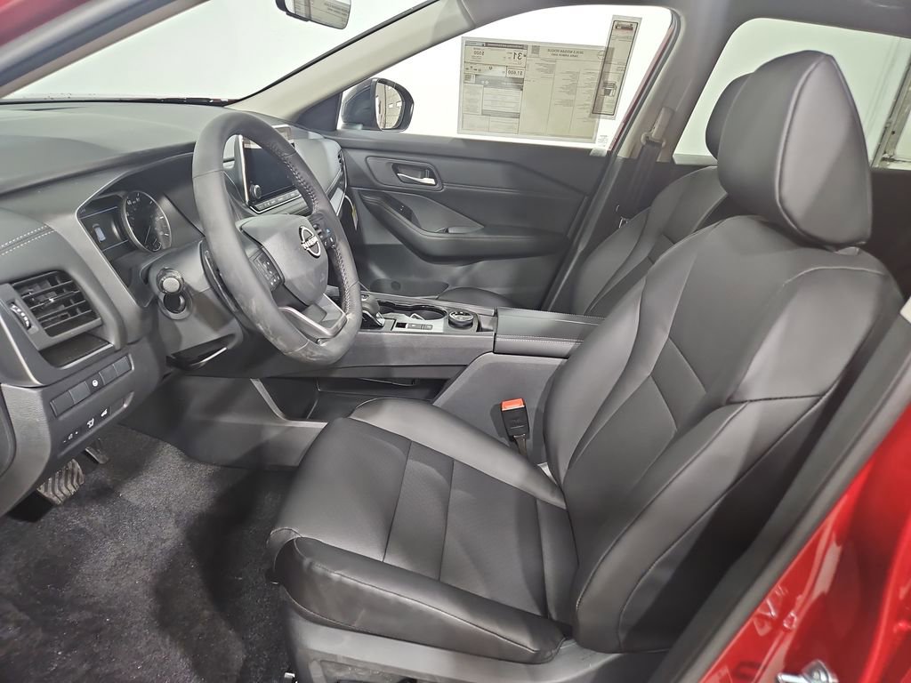 New 2026 Nissan Rogue SV image 9