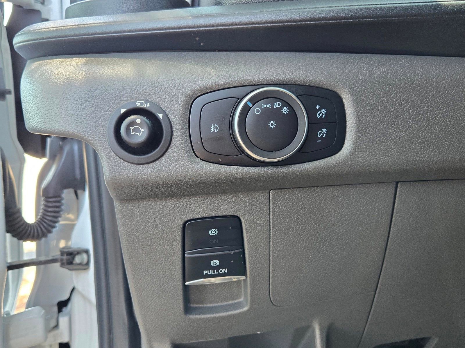 Used 2023 Ford Transit 350 XLT RWD image 16