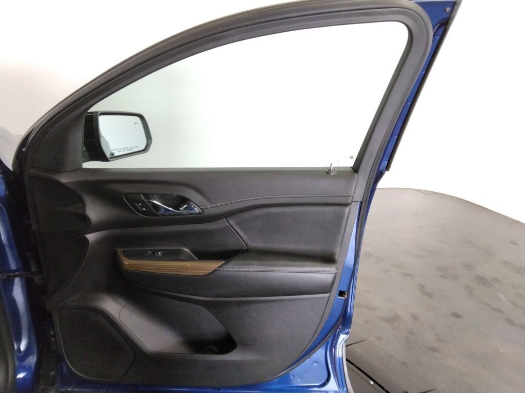 Used 2023 GMC Acadia SLE w/ Elevation Edition image 45