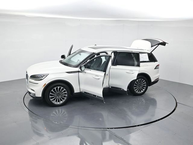 Used 2021 Lincoln Aviator Reserve w/ Elements Package Plus image 45