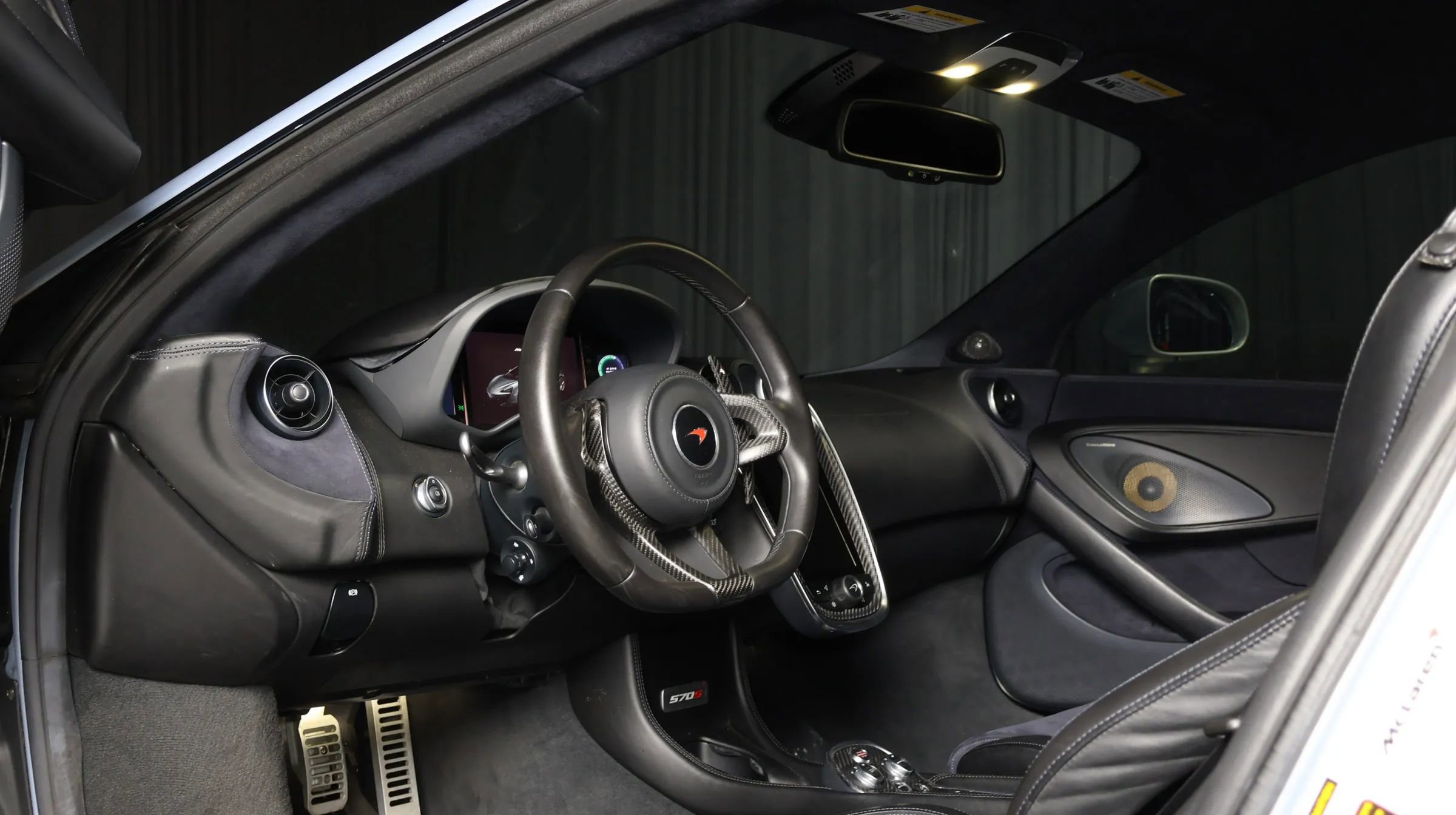 Used 2017 McLaren 570S Coupe image 15