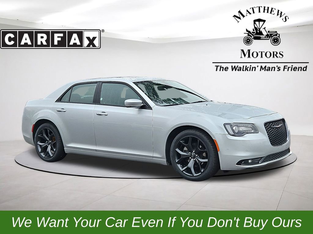 Used 2023 Chrysler 300 S