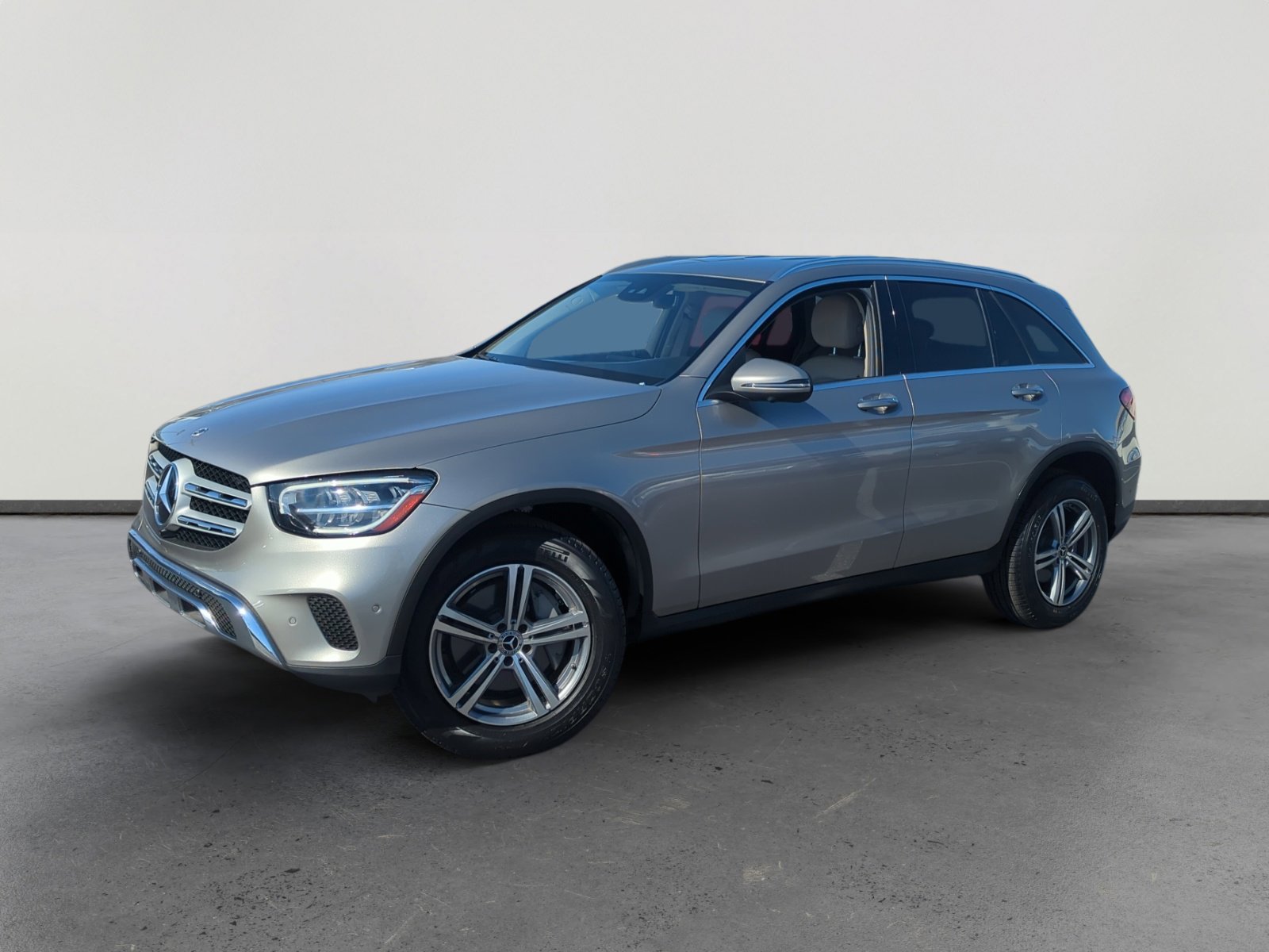 Used 2022 Mercedes-Benz GLC 300 image 1