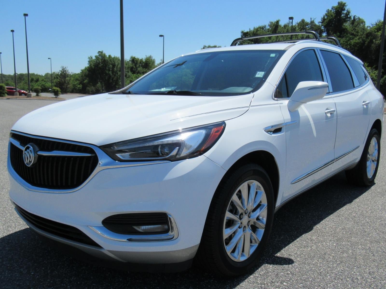 Used 2020 Buick Enclave Essence w/ Trailering Package, 5000 lbs. FWD image 3