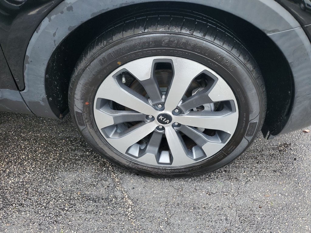 Used 2020 Kia Telluride S AWD/4WD image 6