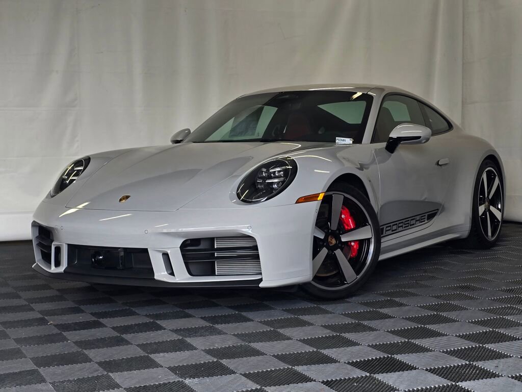 New 2026 Porsche 911 Carrera 4S image 1