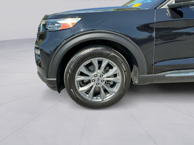 Used 2020 Ford Explorer XLT w/ Equipment Group 202A AWD/4WD image 9