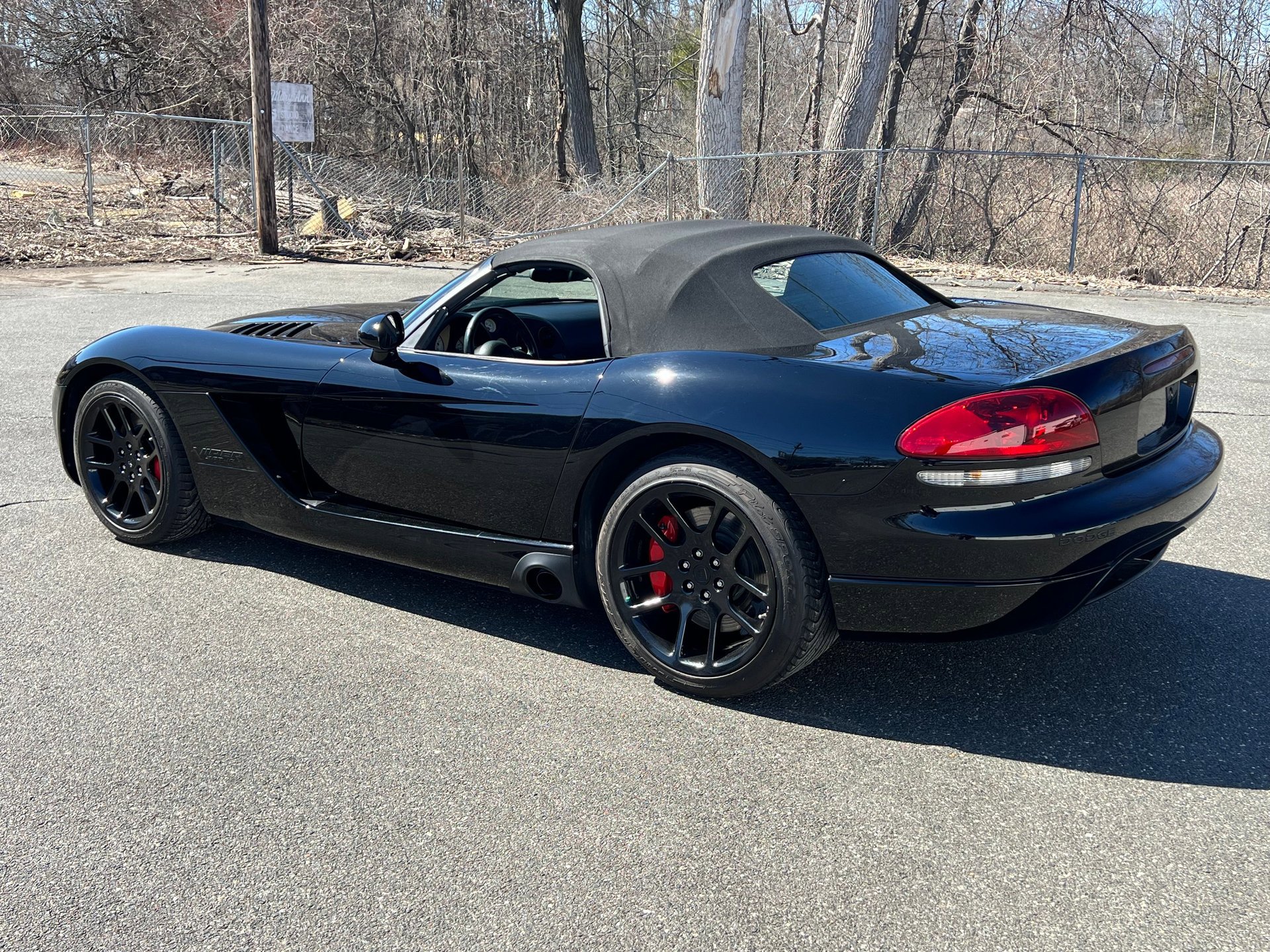 Used 2004 Dodge Viper SRT-10 RWD image 4