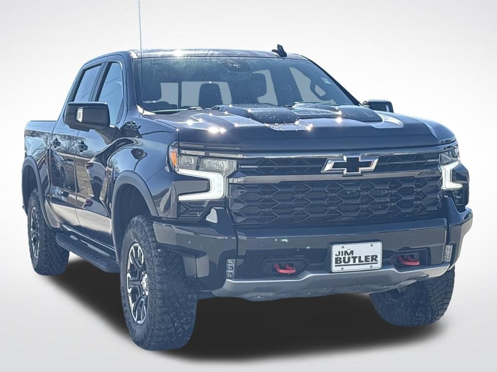 Used 2023 Chevrolet Silverado 1500 ZR2 w/ Technology Package image 9