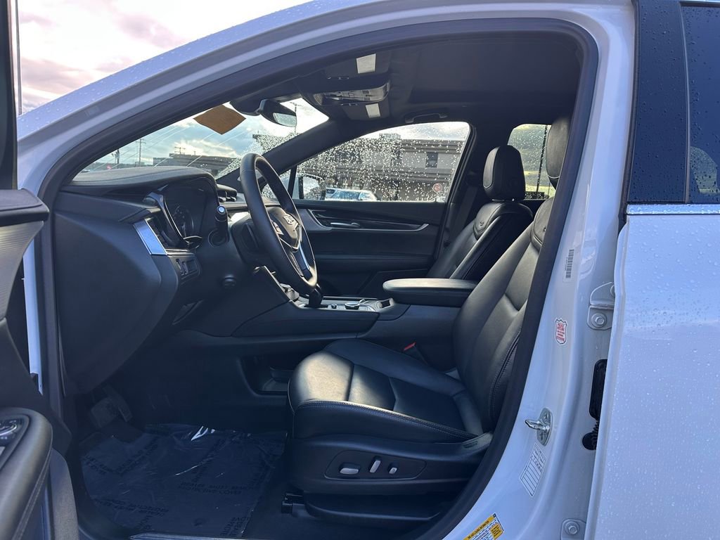 Used 2025 Cadillac XT5 Premium Luxury image 14