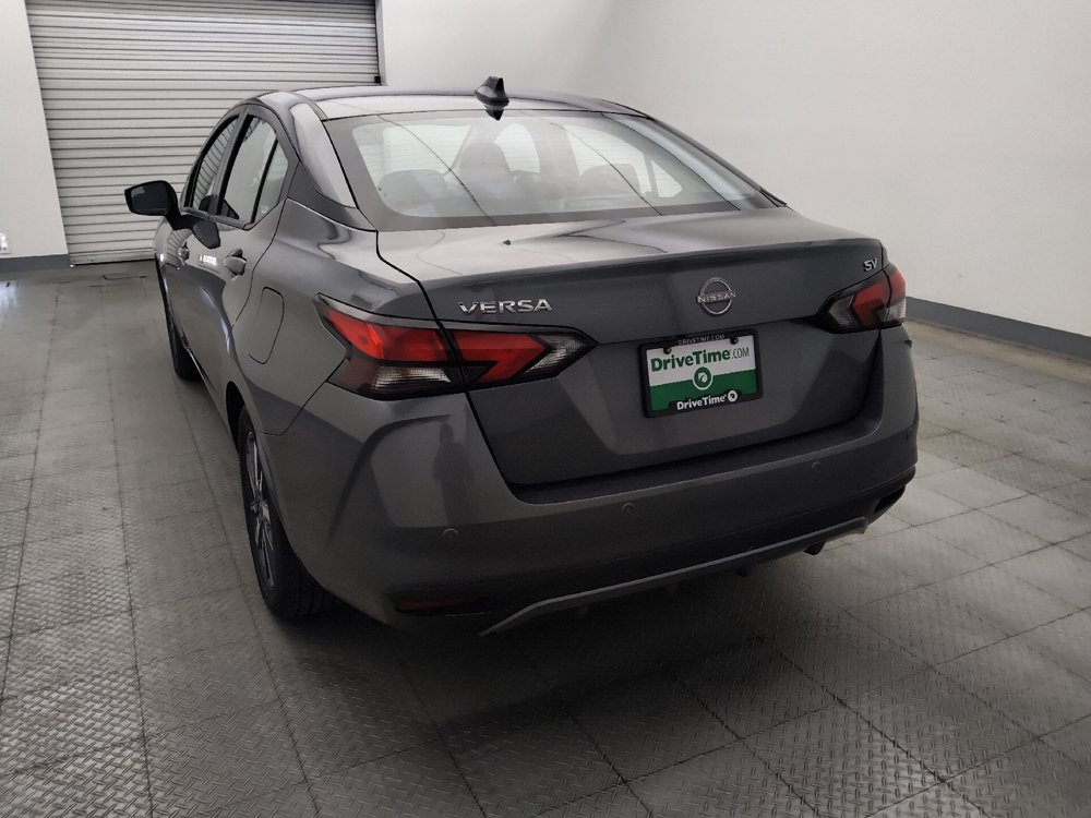 Used 2024 Nissan Versa SV FWD image 6