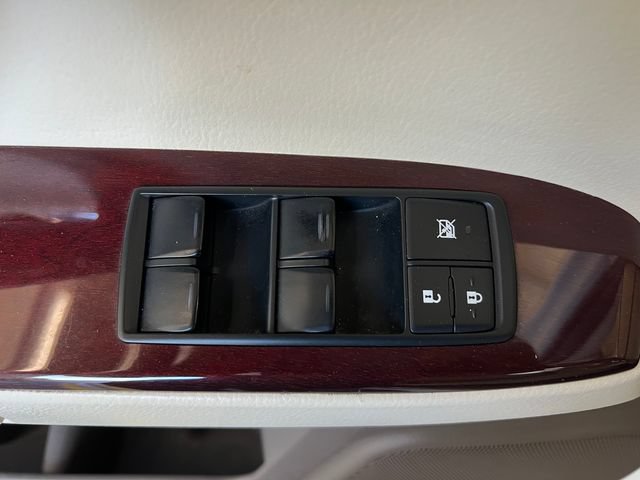Used 2015 Lexus GX 460 Luxury AWD/4WD image 36