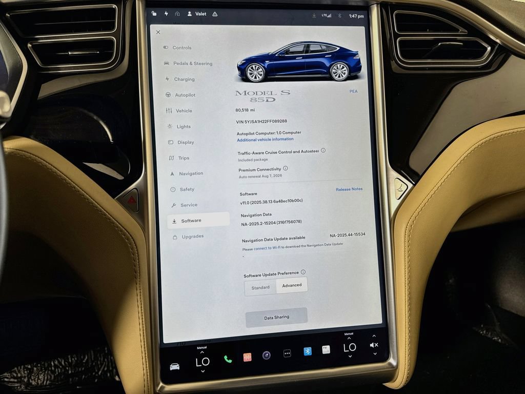 Used 2015 Tesla Model S AWD image 35