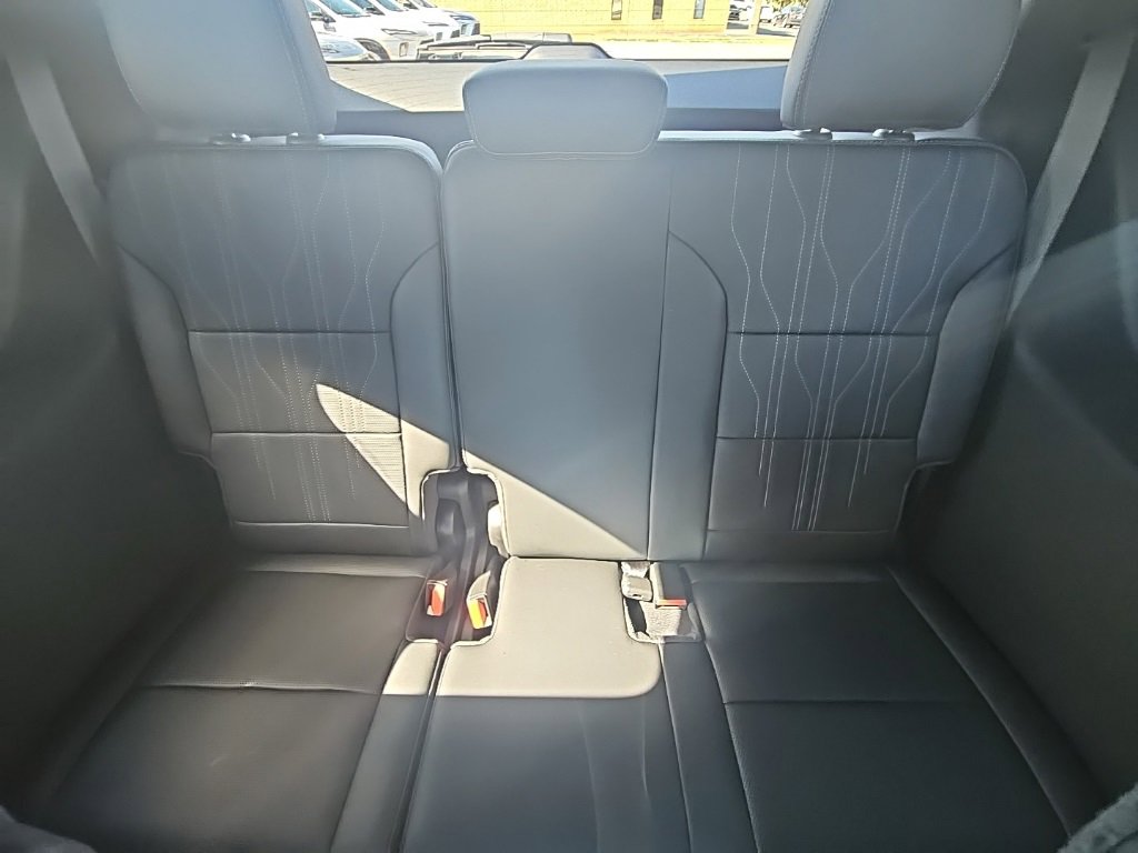 New 2026 Buick Enclave Avenir w/ Super Cruise Package image 16