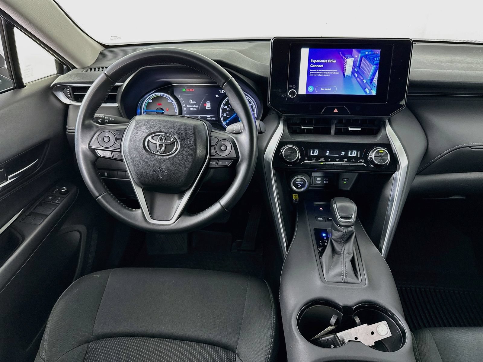 Used 2024 Toyota Venza LE AWD/4WD image 22
