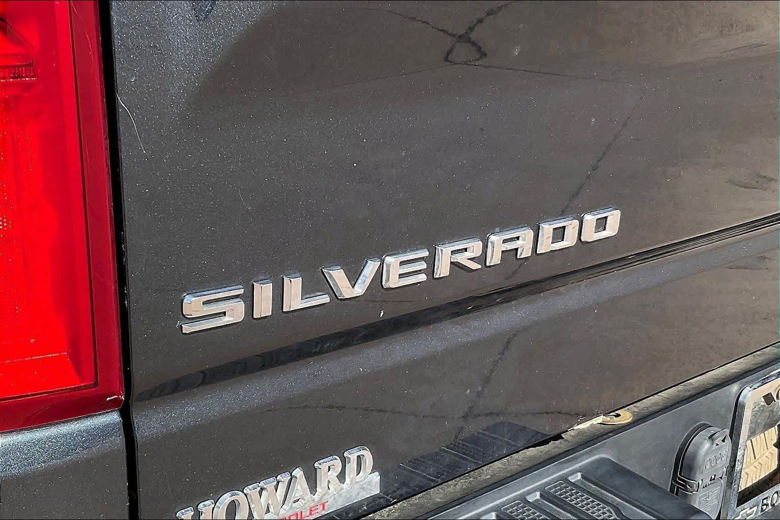Used 2020 Chevrolet Silverado 1500 Custom w/ Custom Value Package AWD/4WD image 30