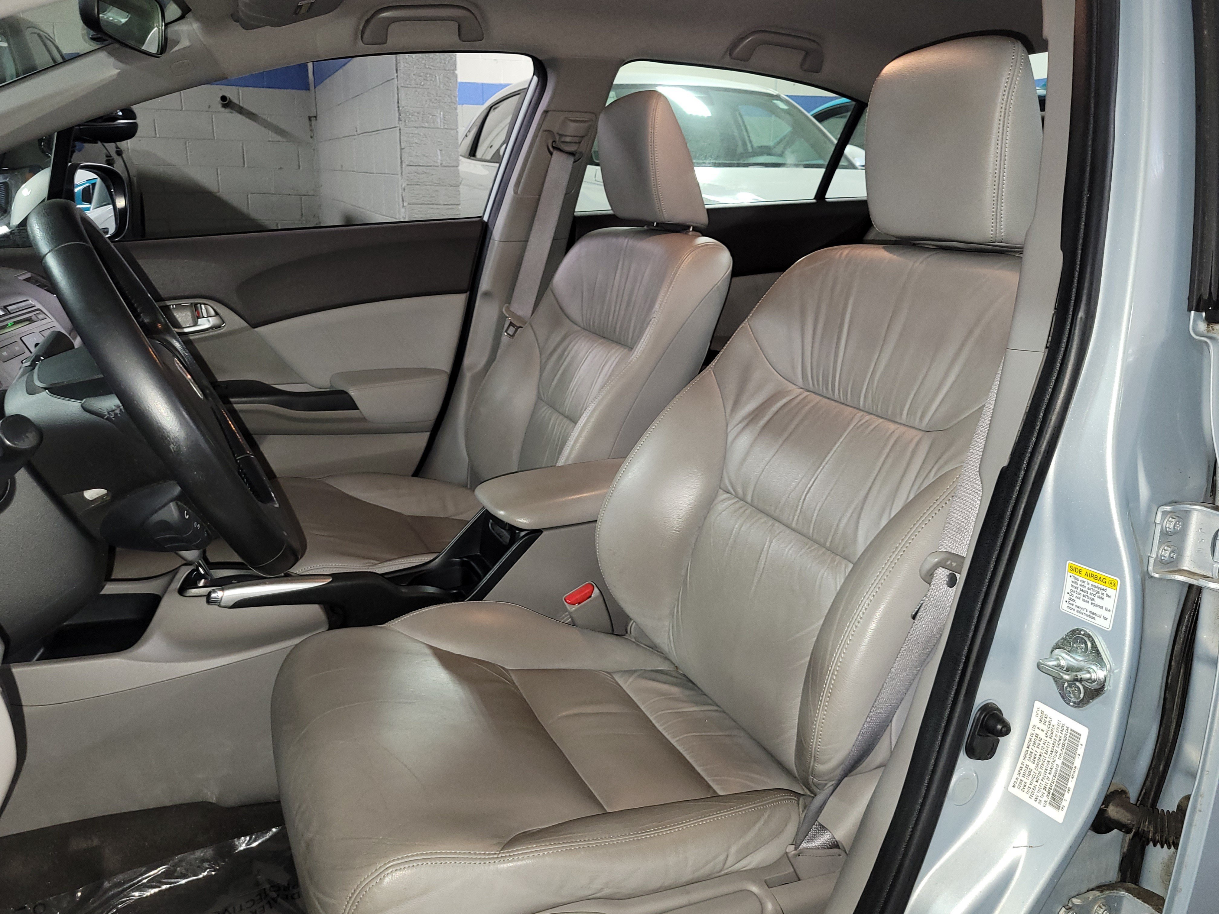 Used 2012 Honda Civic Hybrid Sedan image 15