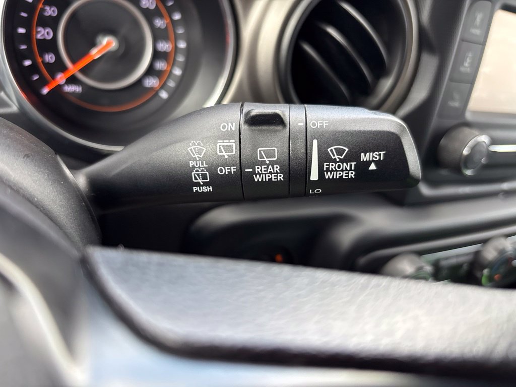 Used 2019 Jeep Wrangler Sport AWD/4WD image 18