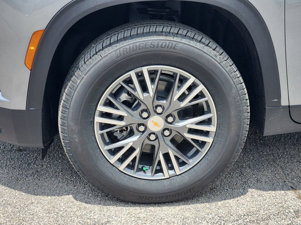 New 2026 Chevrolet Traverse LT FWD image 8