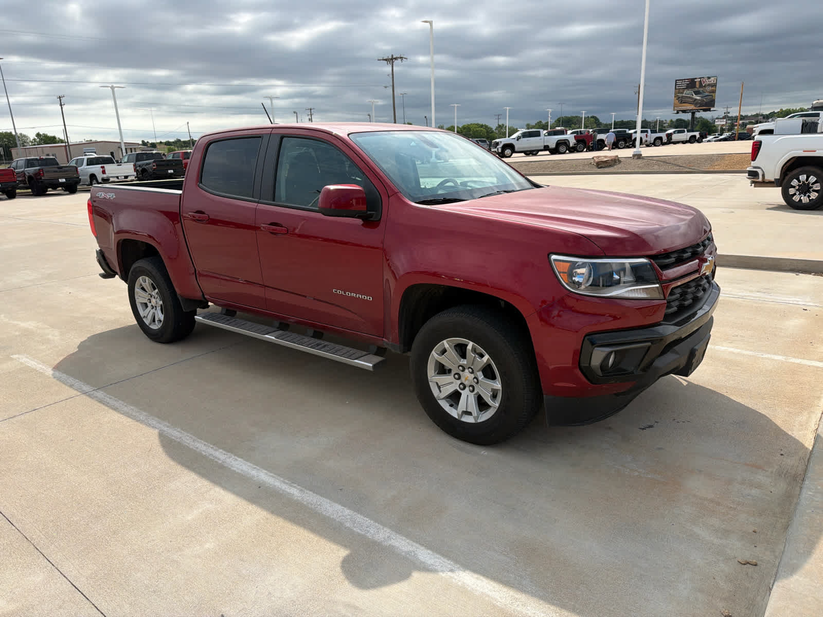 Used 2021 Chevrolet Colorado LT w/ LT Convenience Package AWD/4WD image 13