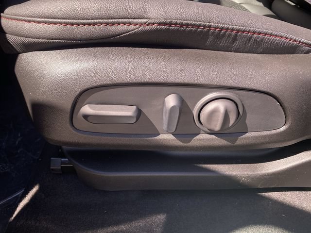 New 2027 Chevrolet Bolt RS w/ Technology Package FWD image 32