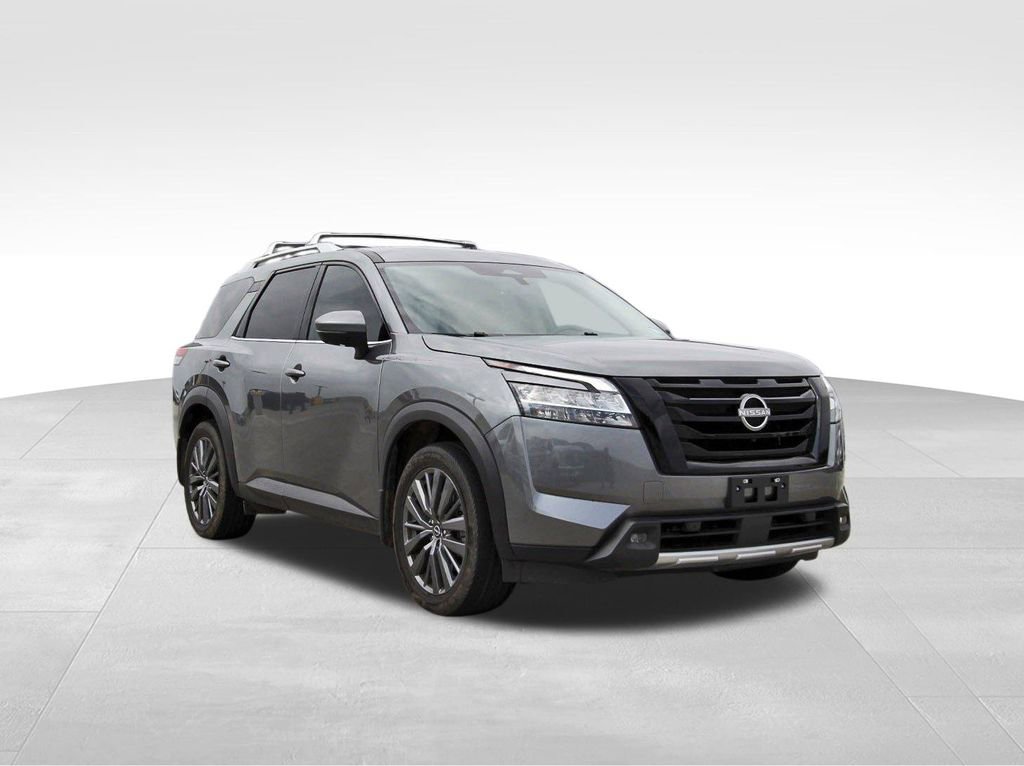 Used 2024 Nissan Pathfinder SL w/ SL Premium Package image 1