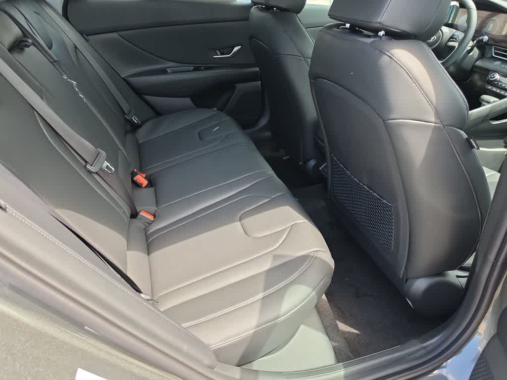 New 2026 Hyundai Elantra Limited FWD image 22