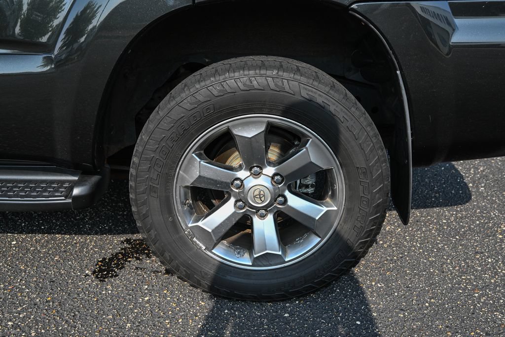 Used 2007 Toyota 4Runner Limited AWD/4WD image 13