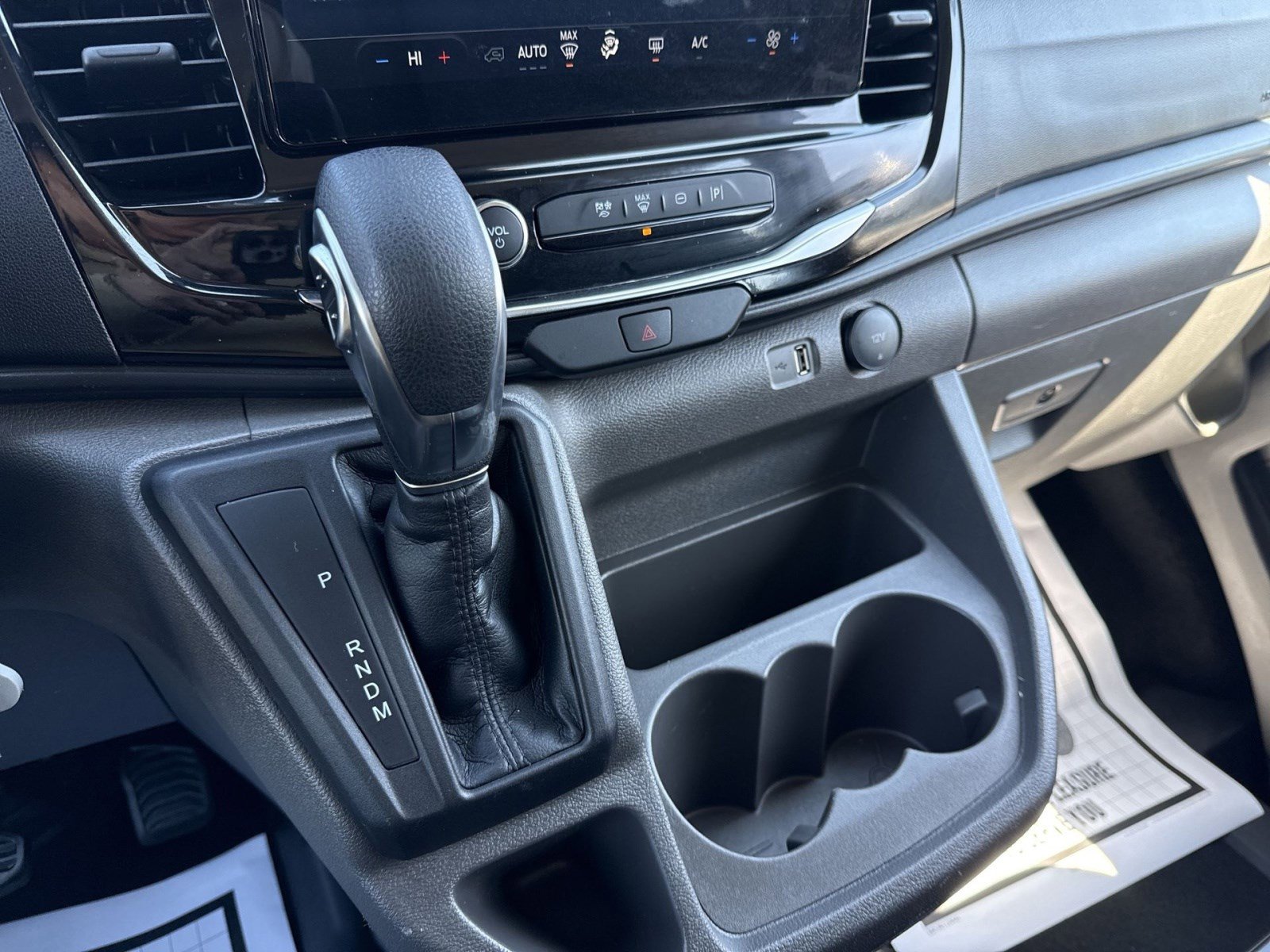 Used 2024 Ford Transit 350 XLT image 19