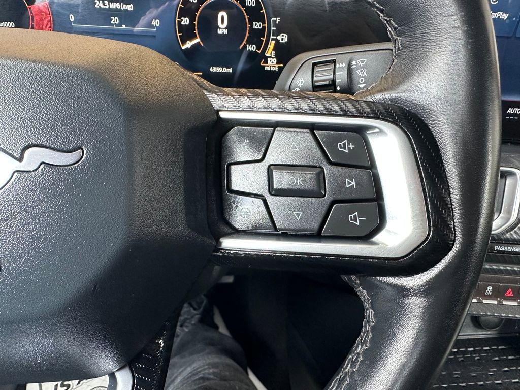 Used 2024 Ford Mustang Premium image 5