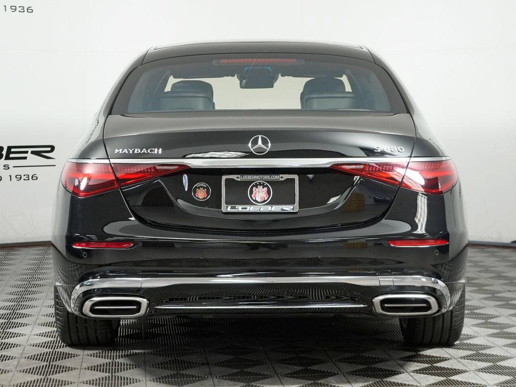Used 2025 Mercedes-Benz Maybach S 680 4MATIC image 4